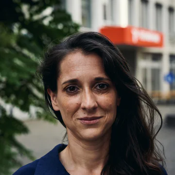 Porträt von Janine Moschen